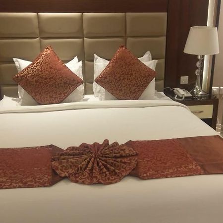 Madeira Hotel Suites Nadinah Εξωτερικό φωτογραφία