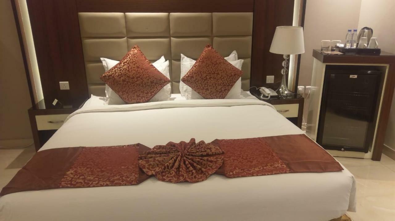 Madeira Hotel Suites Nadinah Εξωτερικό φωτογραφία